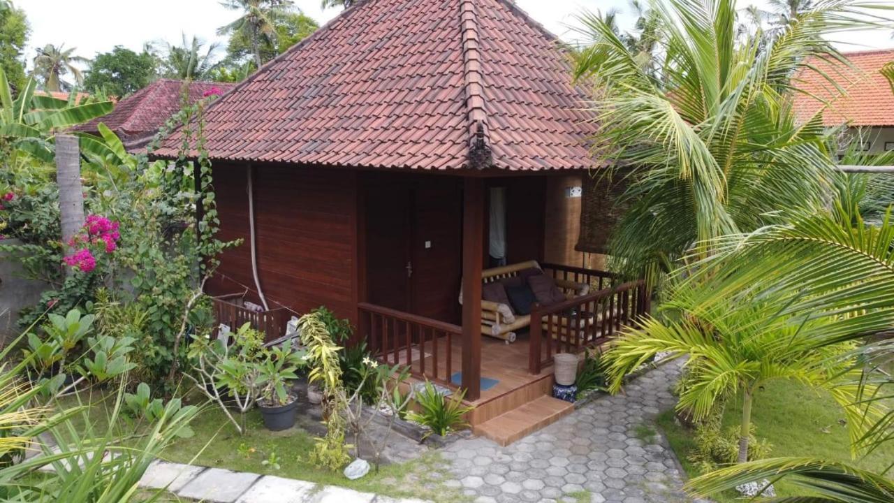 Belong Home Stay Lembongan Екстер'єр фото