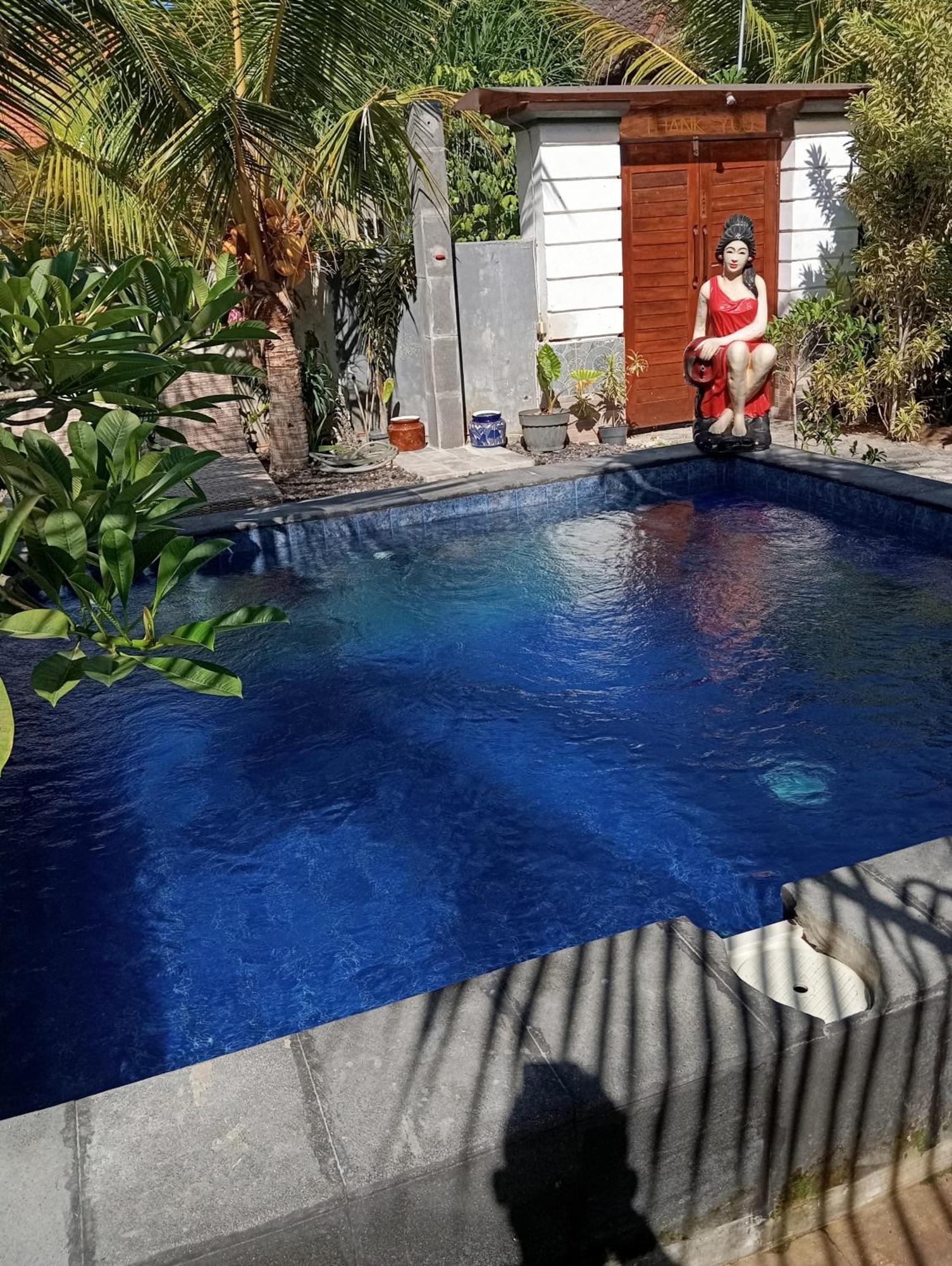 Belong Home Stay Lembongan Екстер'єр фото